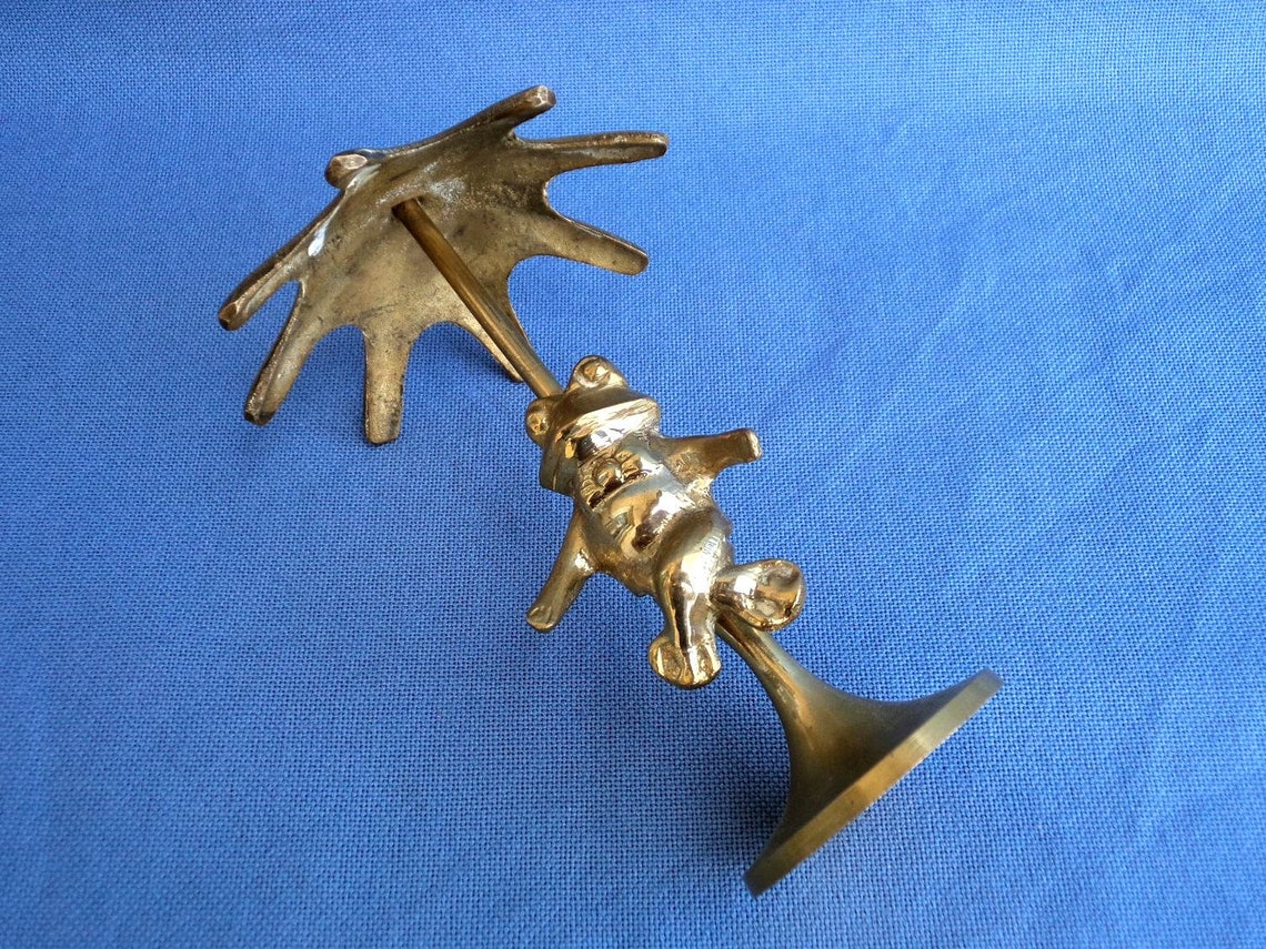 Vintage Bronze Frog Bronze Frog With Umbrella Bronze Frog Etsy