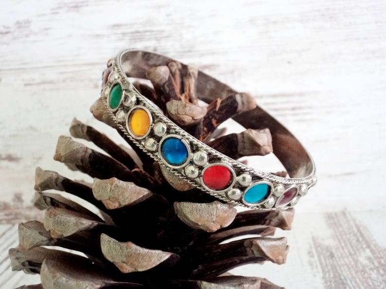 Vintage Bracelet Silver colored Bracelet with Multicolored Stones Old Jewelry Vintage Jewelry for Her Boho Hippie Style Bracelet