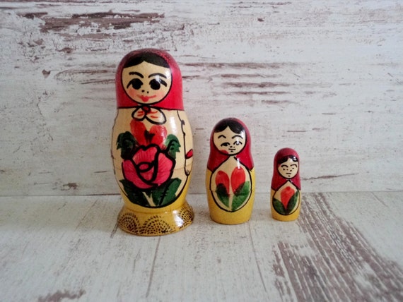 vintage matryoshka dolls