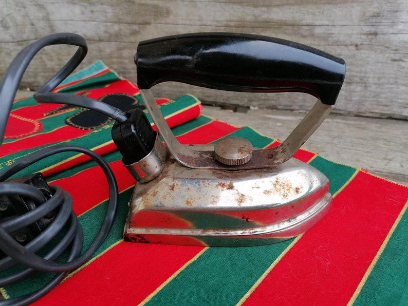 Vintage 1957 Iron Small Electric Iron Antique Iron Vintage Etsy