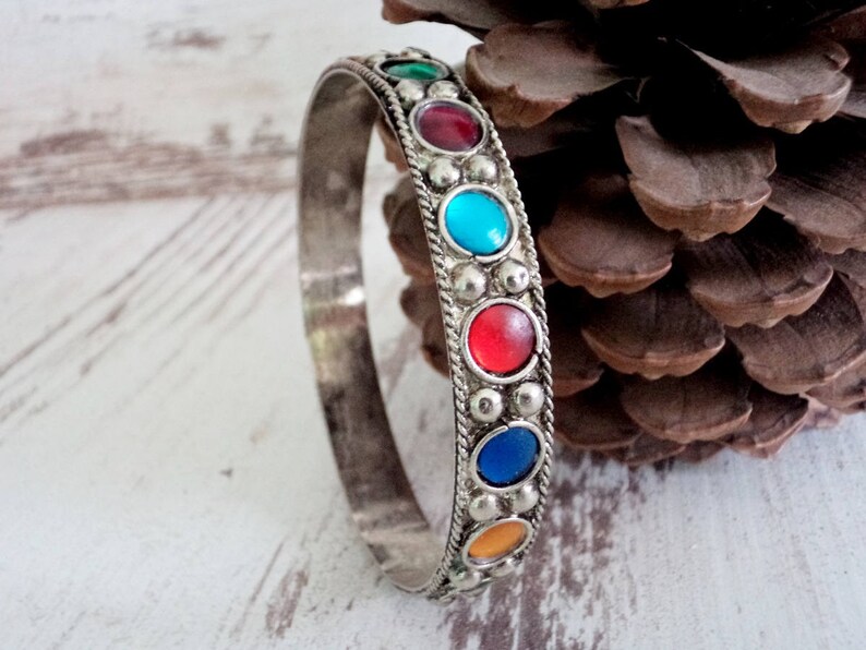 Vintage Bracelet Silver colored Bracelet with Multicolored Stones Old Jewelry Vintage Jewelry for Her Boho Hippie Style Bracelet