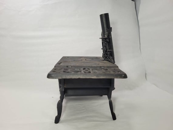 Crescent Cast Iron Wood Stove Replica - Toy - Vintage - Mini