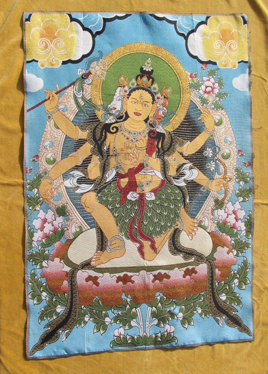 Usnisavijaya - very Large Tibetan Thanka Silk Cloth Machine Embroidery ...