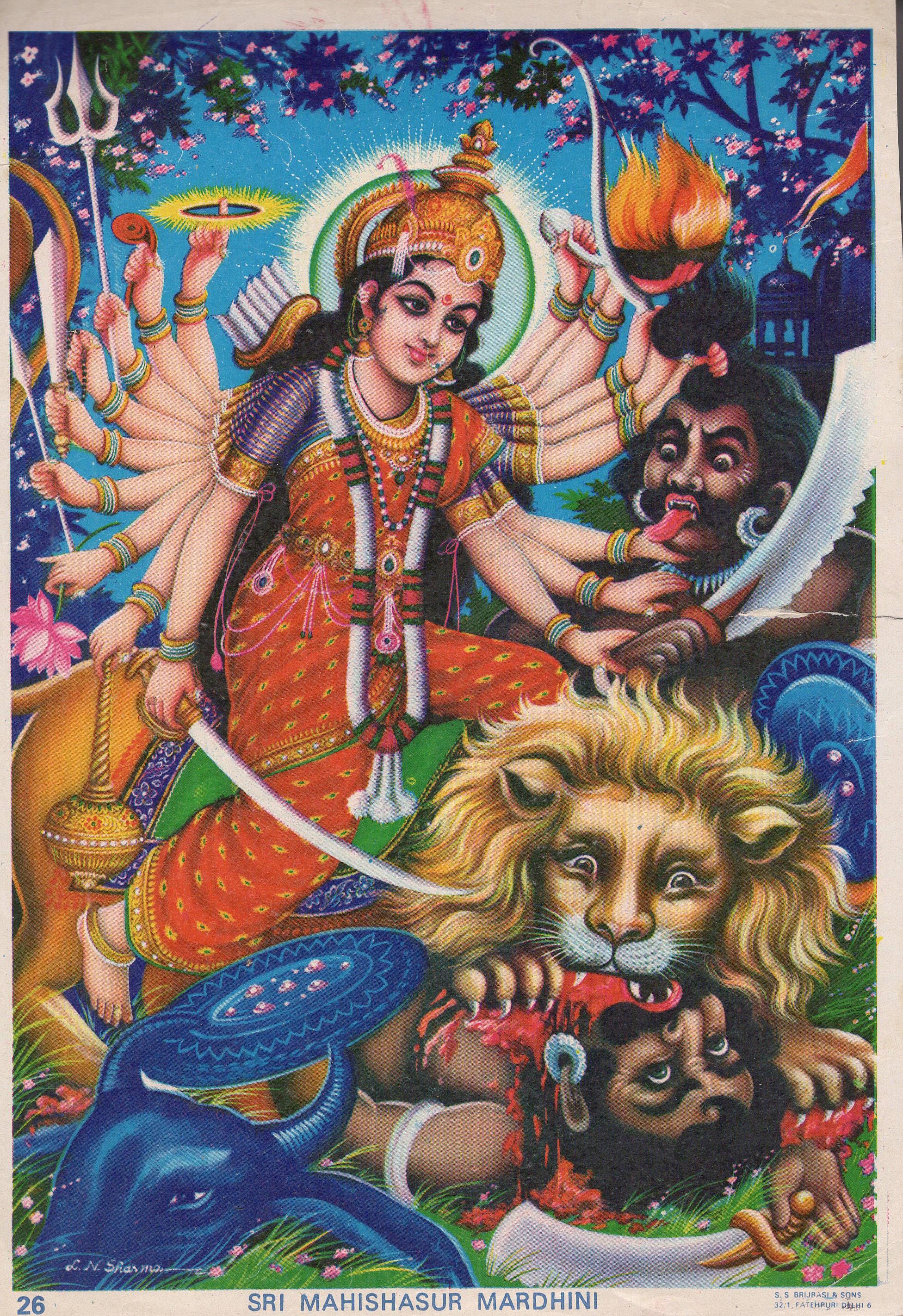 Osiyolik qizni mashina yonida qattiq sikishdi