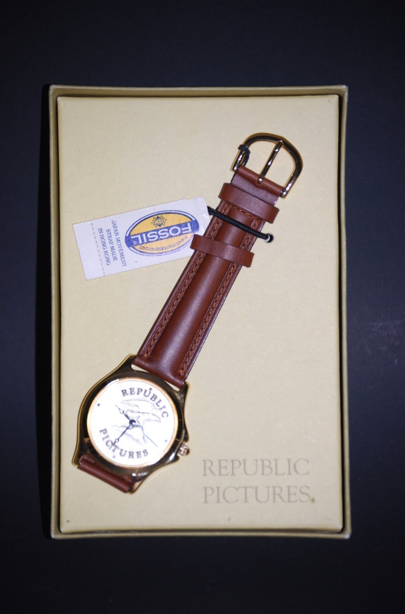 Vintage REPUBLIC PICTURES Collectible Fossil Wrist Watch Etsy