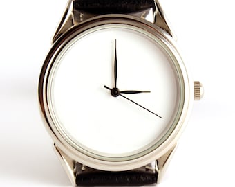 White watch, quartz watch, absolute ascetism watchmontre hommerelojes hombreuhr, orologio