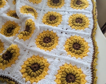 Eco Chic | Suunflower Blanket | Granny Square Blanket | Crochet Blanket | Handmade Unisex Blanket | Baby blanket | Crochet Throw