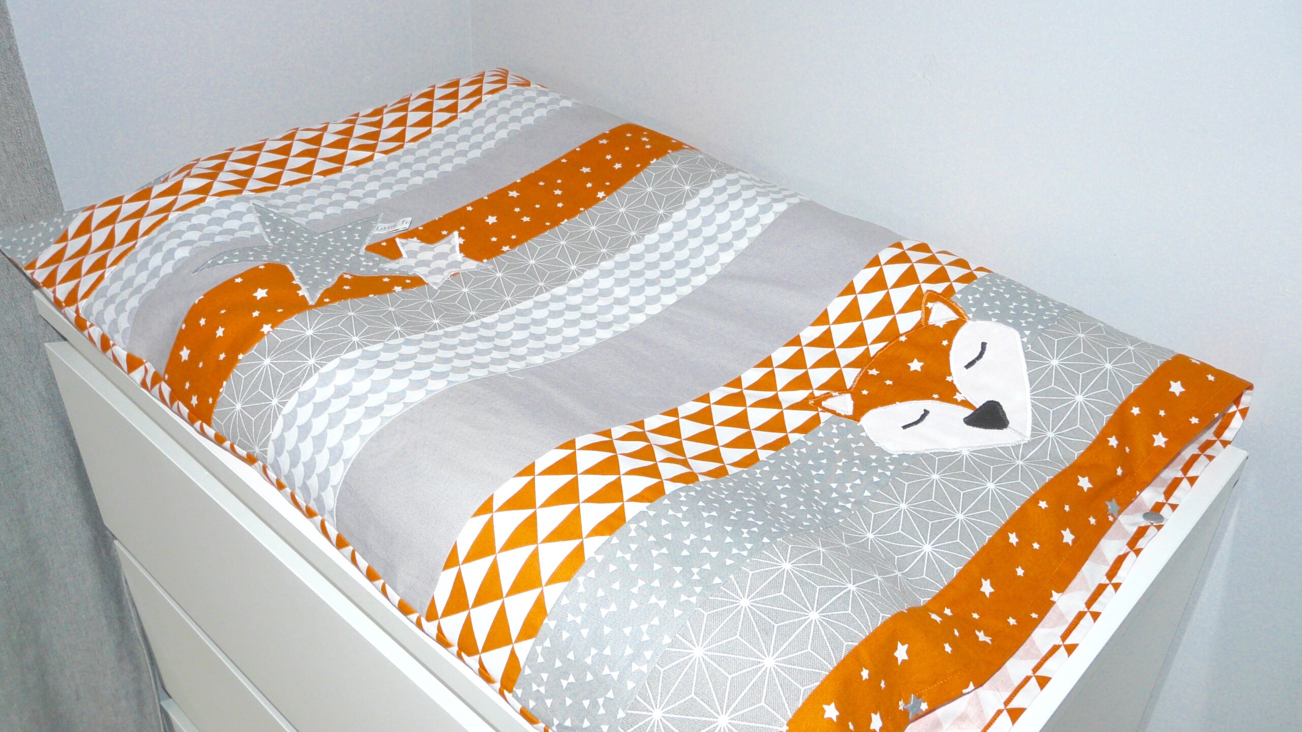 Housse matelas à langer Renard d'automne Camel et Beige - Les Petits Gosses  Miniatures