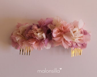 Touched VIRGINIA peineta flowers preserved