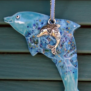 Dolphin 2 Colors Aqua / Silver Charm