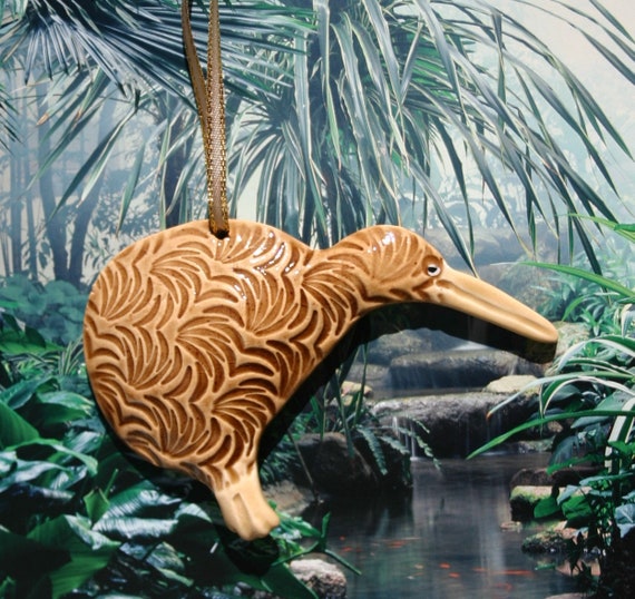 Kiwi shop light tan