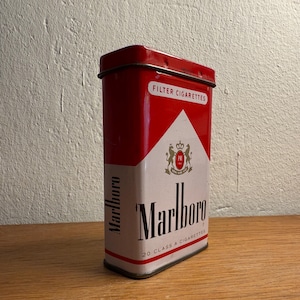 VINTAGE Marlboro cigarette case, Marlboro collectible box, collectible box, tabatiere, cigarette box, Marlboro, vintage style