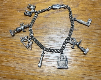 Vintage Silver-Tone England Charm Bracelet – Big Ben, Tower Bridge, Peter Pan – 17cm