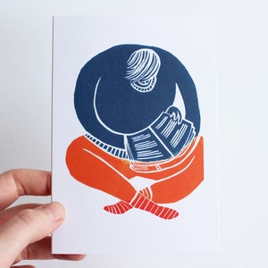 Biglietto / Biglietto di auguri / Amante dei libri / Linoleografia / Stampa su linoleum / Amo i libri / Bookworm / Hannah Forward / Stampa / Biglietto d'arte