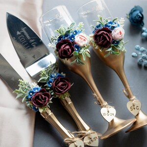 Personalized Wedding Cake Cutting Set & Champagne Flutes - Bride and Groom Gift