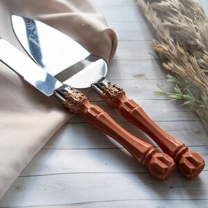 Personalized Wedding Cake Server Set: Stainless Steel Knife & Cutter image 2