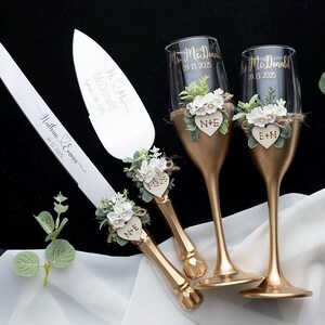 Gold Wedding Glasses Engraved Anniversary Gift Personalized Wedding Champagne Flutes  Set of 2