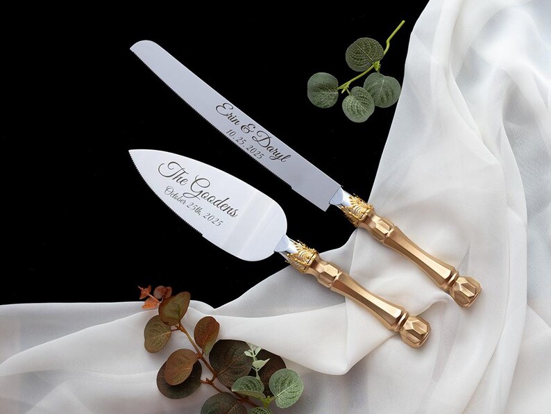 Personalized Wedding Cake Server Set: Engraved Stainless Steel Knife & Server immagine 7
