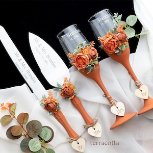 Terracotta Wedding Glasses with Cake Cutting Set Personalized Toasting Flutes Cake Server set Bride and Groom Wedding Gift Set of 4