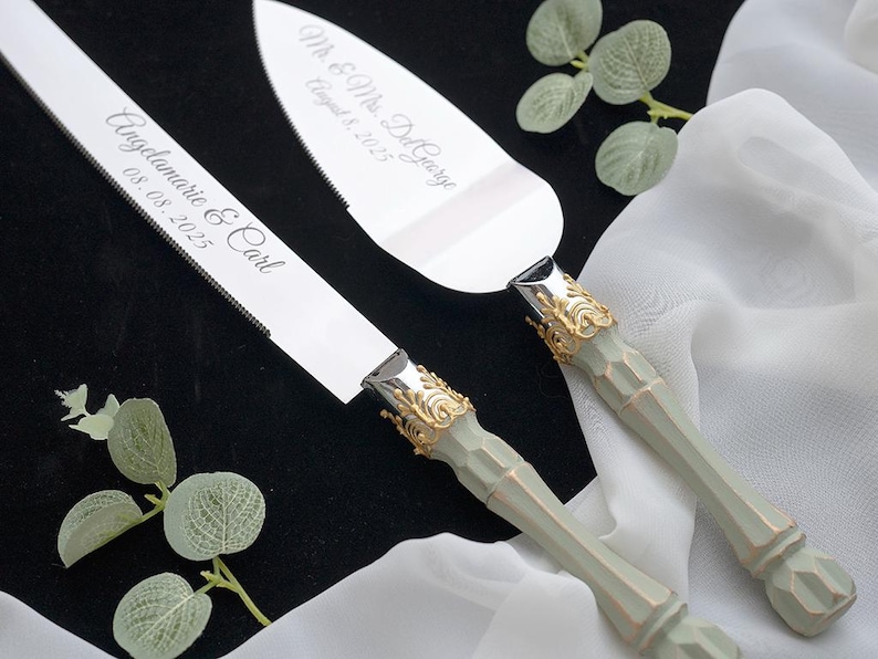 Personalized Wedding Cake Server Set: Stainless Steel Knife & Cutter image 9