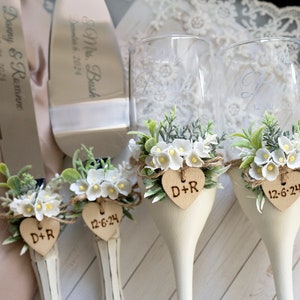 Bride and Groom Wedding Glasses Wedding Cake Server Set with Matching Champagne Wedding Glasses Set of 4 image 4