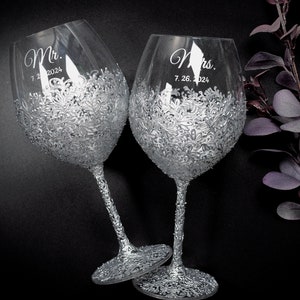 Personalized Wedding Champagne Flutes and Cake Knife Set: Hand-Painted Toasting Glasses