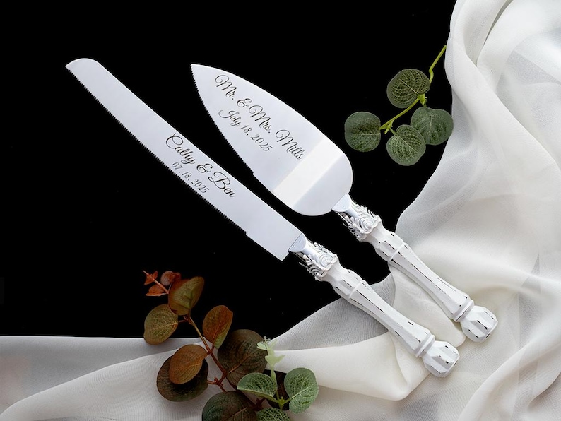 Personalized Wedding Cake Server Set: Engraved Stainless Steel Knife & Server immagine 2