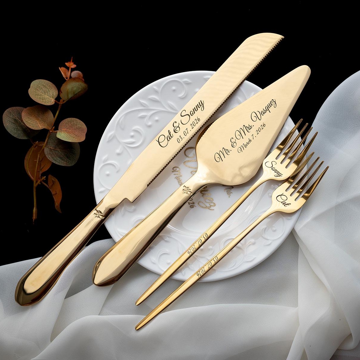 Personalized Wedding Cake Plate and Forks Set, Engraved Dessert Forks - Etsy