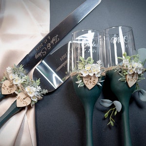 Bride and Groom Wedding Glasses Wedding Cake Server Set with Matching Champagne Wedding Glasses Set of 4 image 2