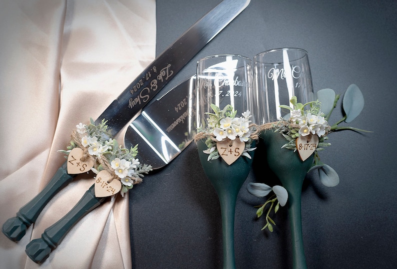 Bride and Groom Wedding Glasses Wedding Cake Server Set with Matching Champagne Wedding Glasses Set of 4 image 2