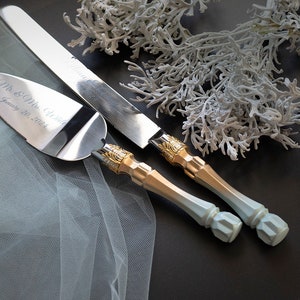Personalized Sage Green & Gold Wedding Cake Server Set: Engraved Stainless Steel Knife