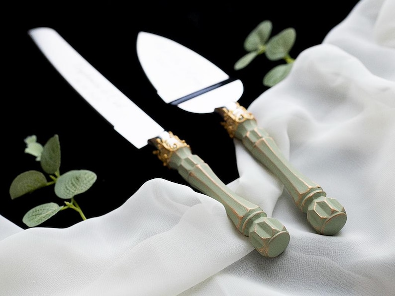 Personalized Wedding Cake Server Set: Stainless Steel Knife & Cutter image 11