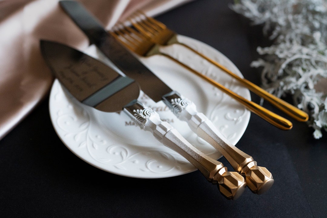 Personalized Cake Plate and Forks Set Dessert Fork Set Wedding Cake