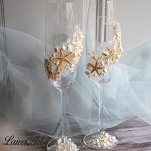 Beach wedding glasses