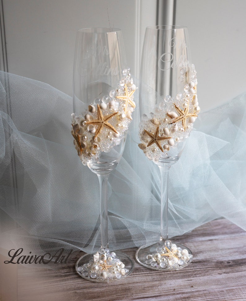 Beach wedding glasses