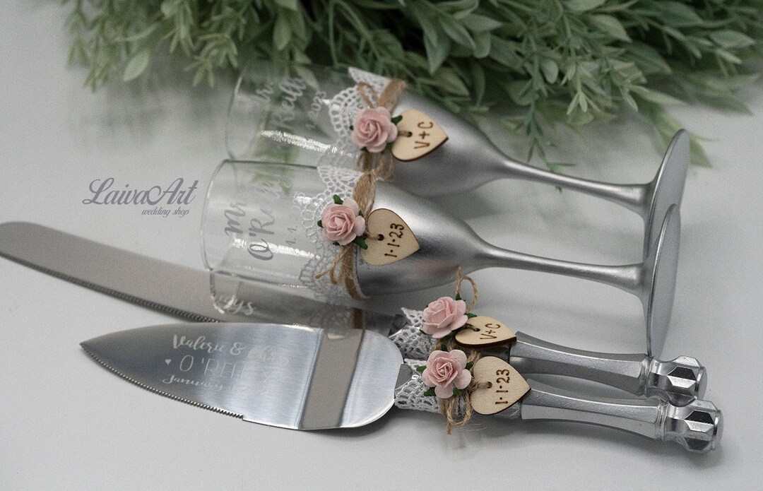 Wedding Champagne Glasses Set Wedding Flutes Bride and Groom Etsy