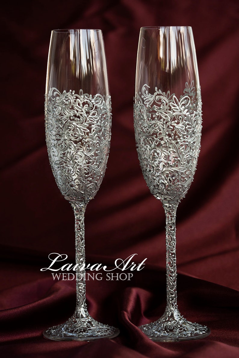 Personalized Wedding Glasses Toasting Flutes Toasting flutes gold Glasses Bride and Groom Champagne Glasses Toasting flutes White image 8