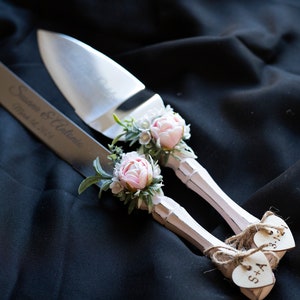 Floral Wedding Cake Server Set: Personalized Knife and Server