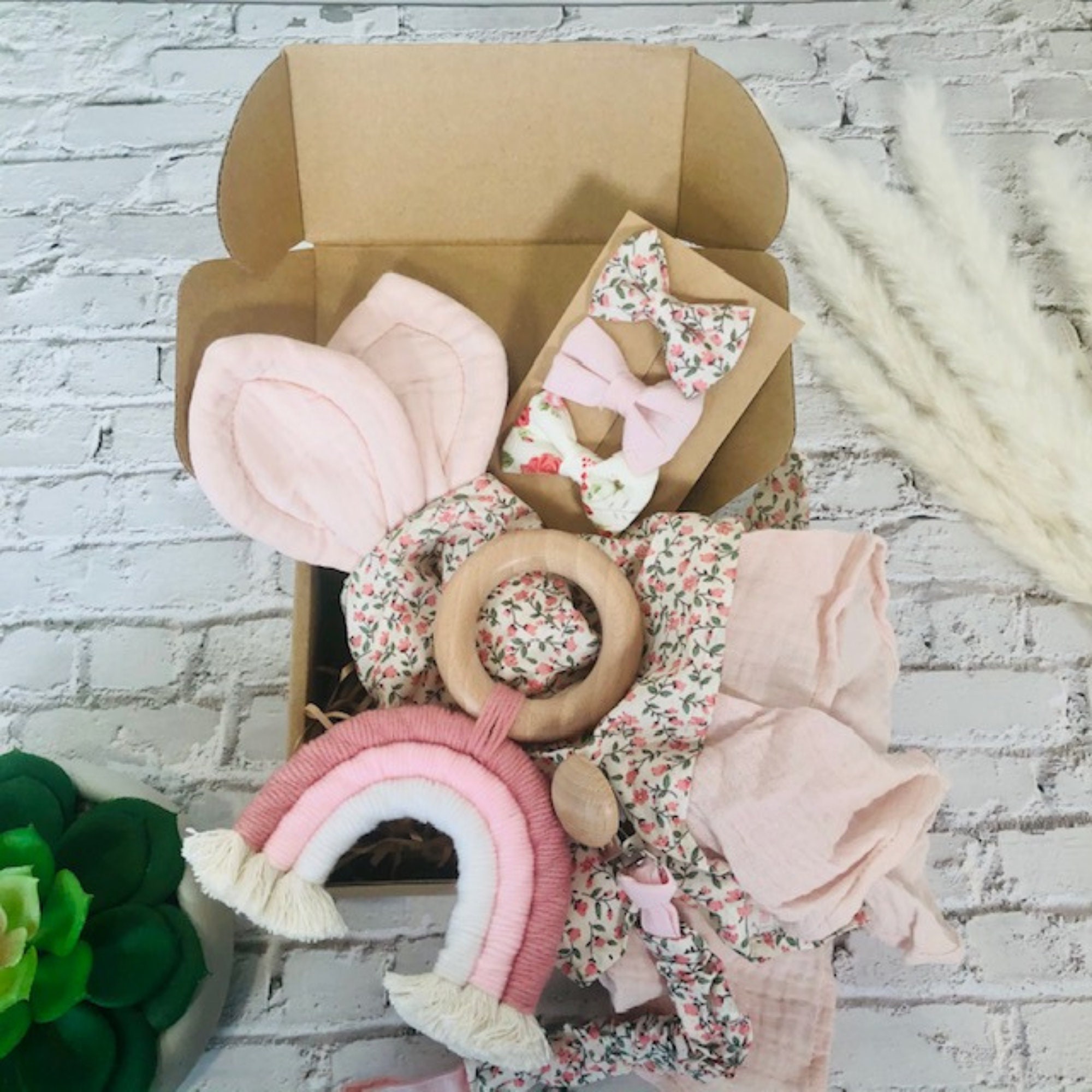Newborn Gift Set Box Baby Gift Set Baby Shower Gift Etsy