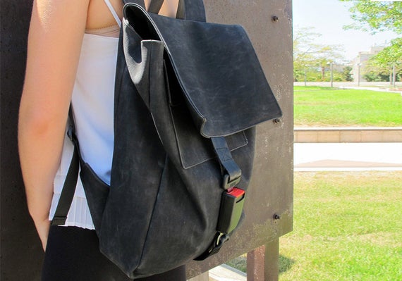 Luxury Black Backpack for Men and Women, City Commute, Bike  display picture 3
