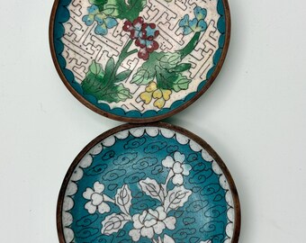 Vintage Floral Cloisonné Plates – Blue, White & Gold, Set of 2