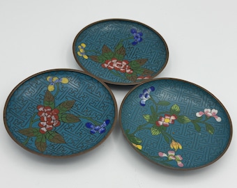 Chinese Cloisonné Plates – Light Blue, Turquoise with flowers and Geometric Inlay – Set of 3