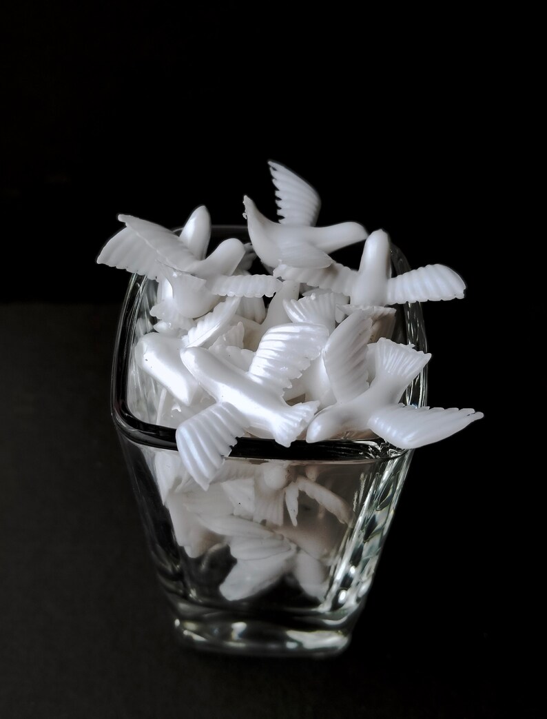 Small White Plastic Doves Miniature and Perfect for Wedding - Etsy