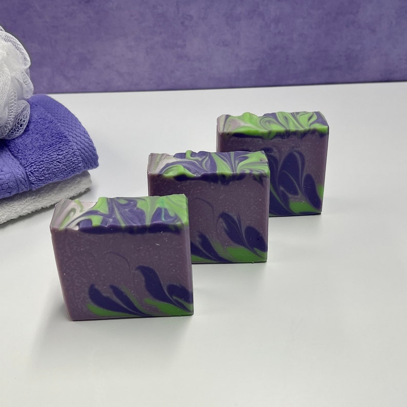 Lavender Mint Soap / Artisan Soap / Handmade Soap / Soap / Cold Process Soap image 2