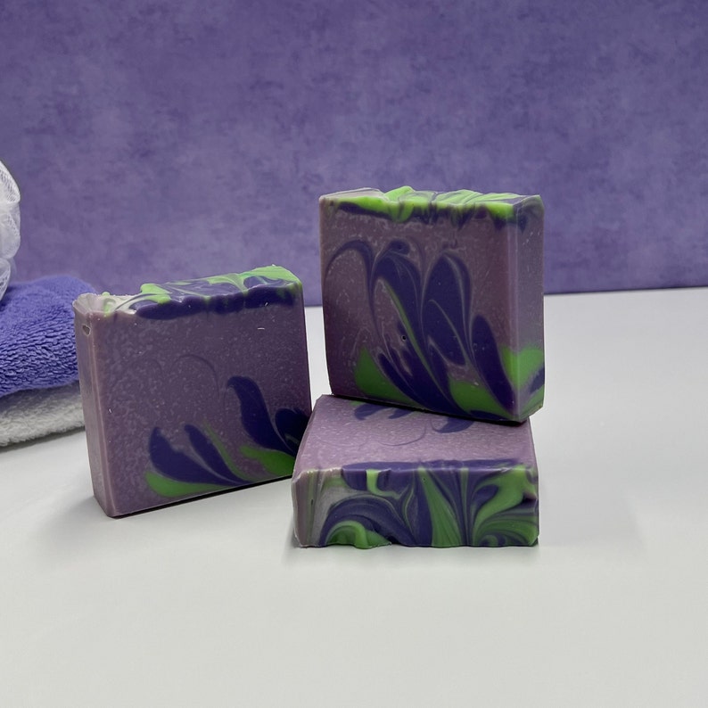 Lavender Mint Soap / Artisan Soap / Handmade Soap / Soap / Cold Process Soap image 3