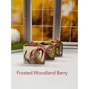 Frosted Woodland Berry Soap / Artisan Soap / Handmade Soap / Soap / Cold Process Soap