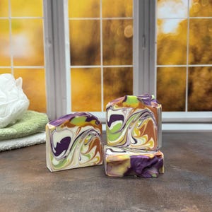 Leaves Soap/ Artisan Soap / Handcrafted Soap / Soap / Bar Soap