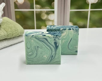 Eucalyptus Soap / Artisan Soap / Handmade Soap / Soap / Cold Process Soap