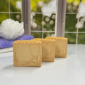 Honeycomb Soap / Artisan Soap / Handmade Soap / Soap / Cold Process Soap