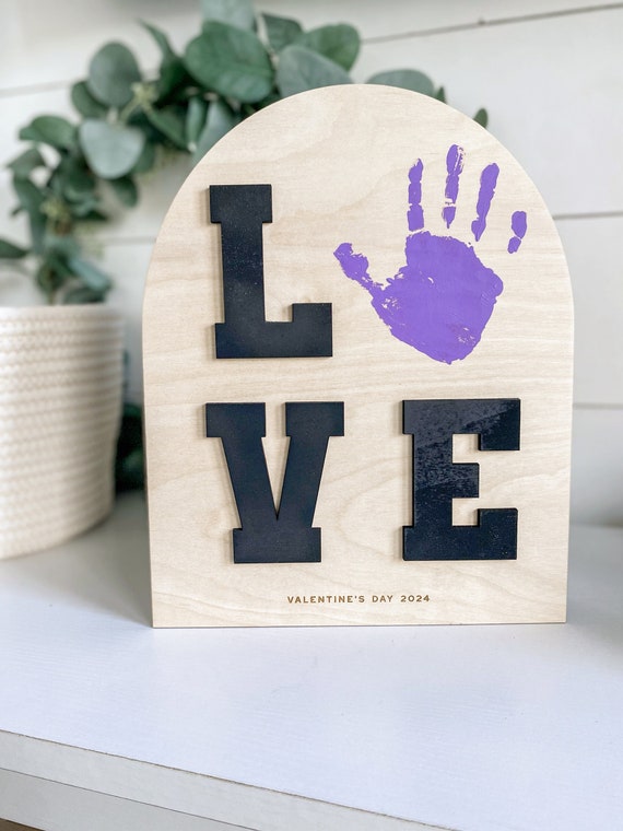 Love handprint - Valentine’s Day handprint - personalized valentines board - kids handprint - Valentine’s Day sign